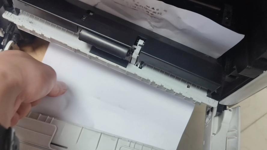 联想打印机m7206w卡纸怎么办