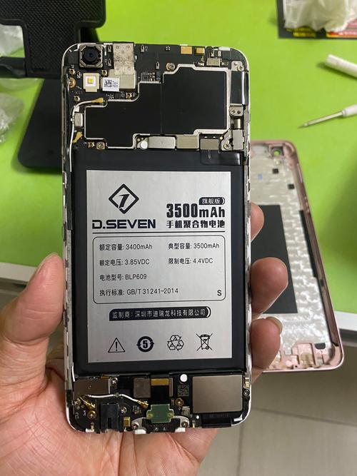 OPPOR11Plus换电魔术电池后,续航和快充表现如何?