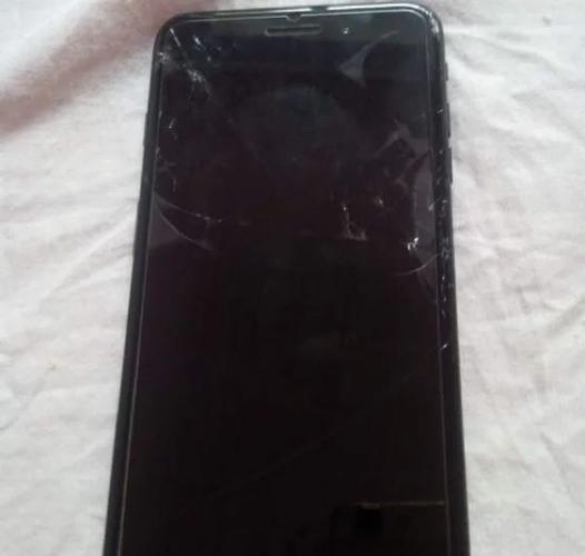 iPhone7内屏坏了外屏还能用吗