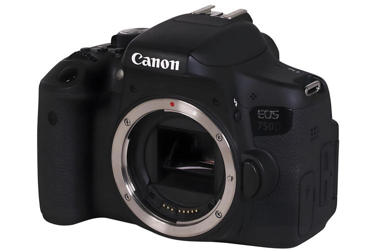 佳能EOS700D和7D的区别,给真正大神的问题?麻烦具体说说