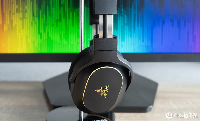 Razer雷蛇梭鱼X幻彩版无线耳机体验,有灯B格更高续航也更强