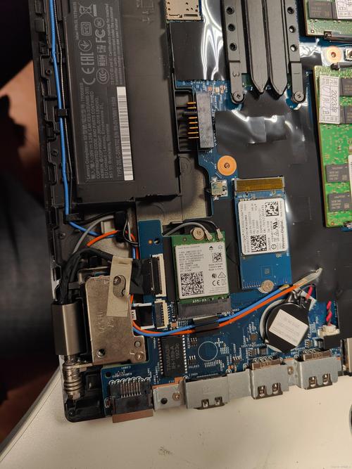 联想笔记本硬盘怎么拆