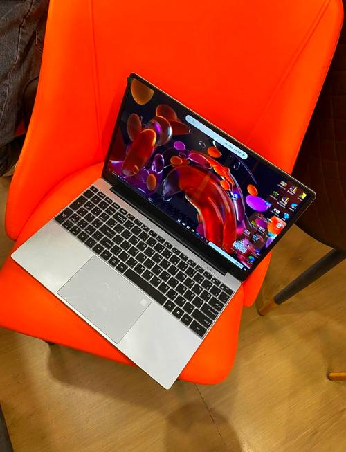 华为matebook14寸好用吗?