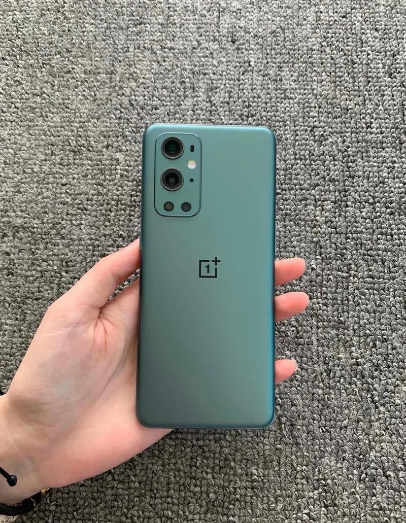 一加9pro配置怎么样,现在买一加9pro好还是一加9rt?