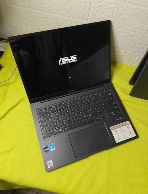 准备买一台笔记本,在联想,戴尔,惠普之间徘徊。请推荐费用四五千的,做工...