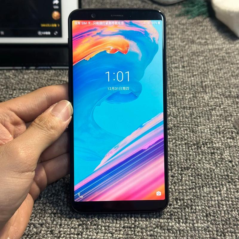 一加5T好评如潮,为什么海外媒体称赞:最值旗舰手机呢?