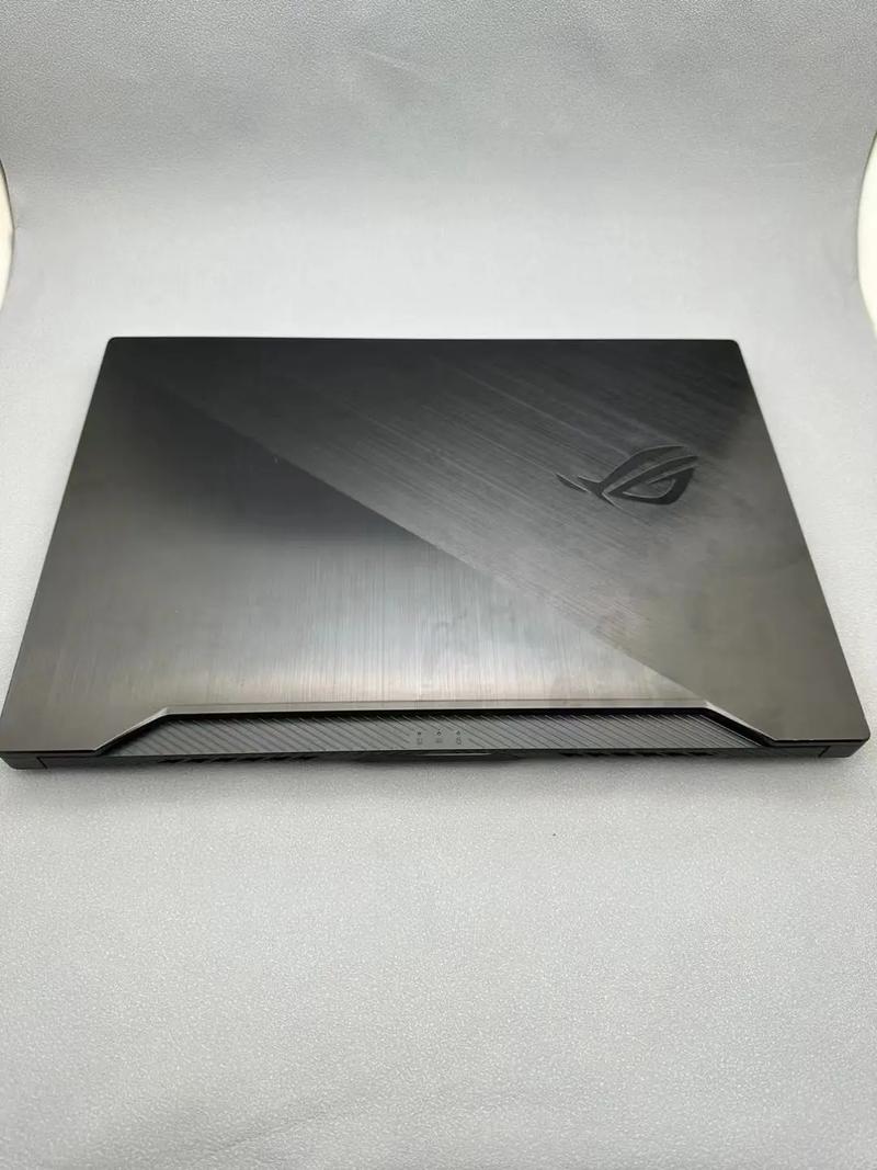 ROG冰锐AMD版到底如何?大家能给点建议吗?