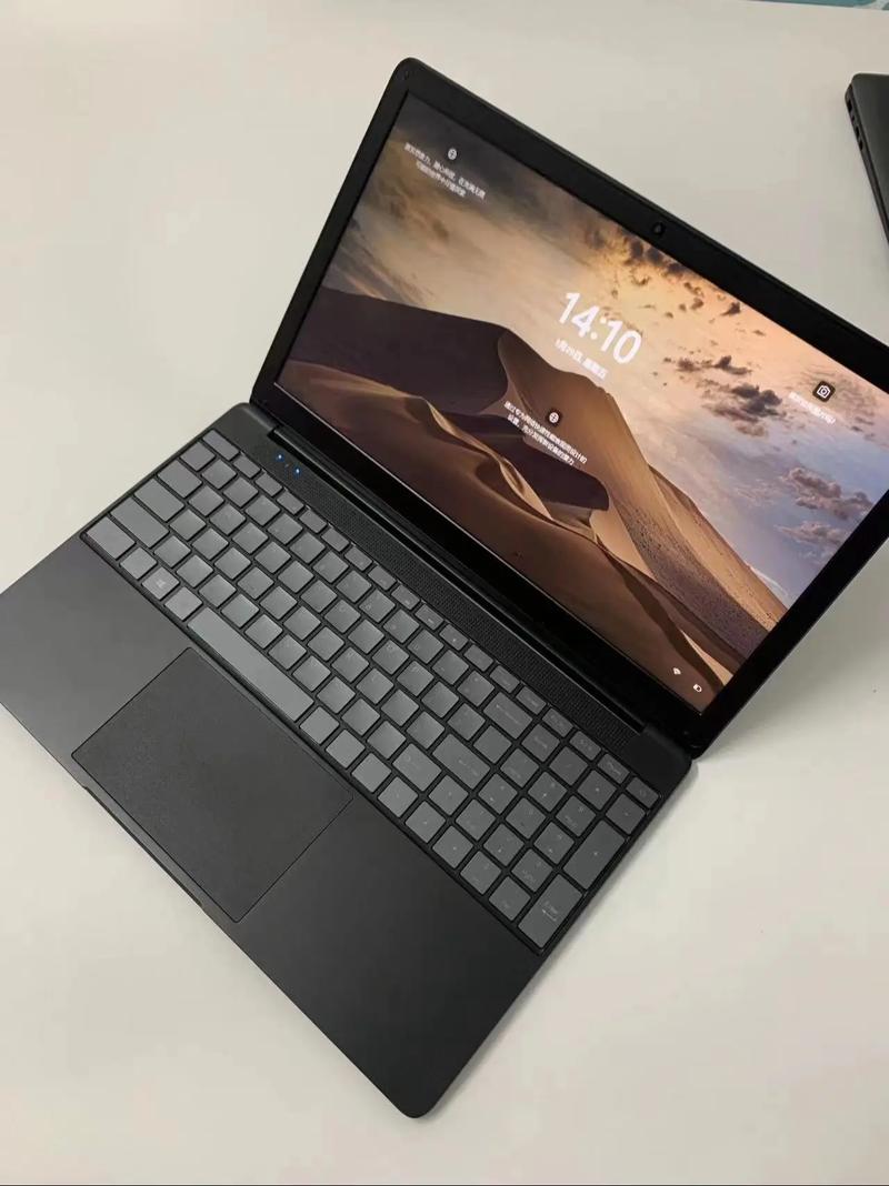 最轻的笔记本电脑是哪个