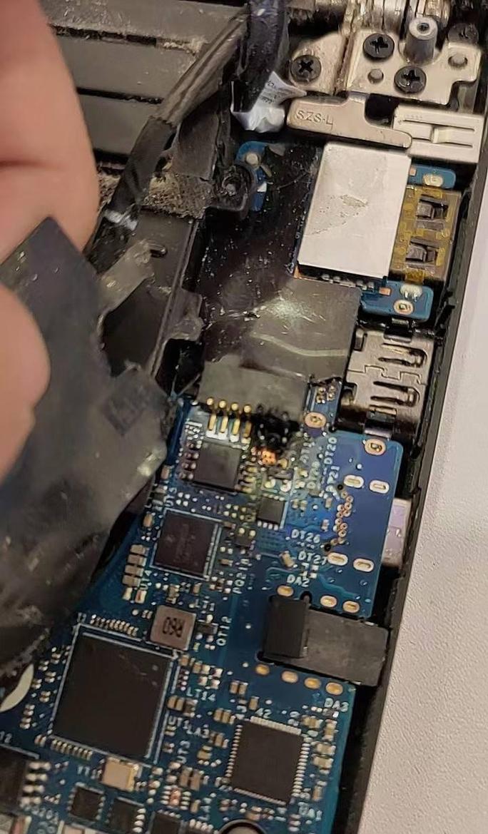 电脑主板坏了会有什么症状