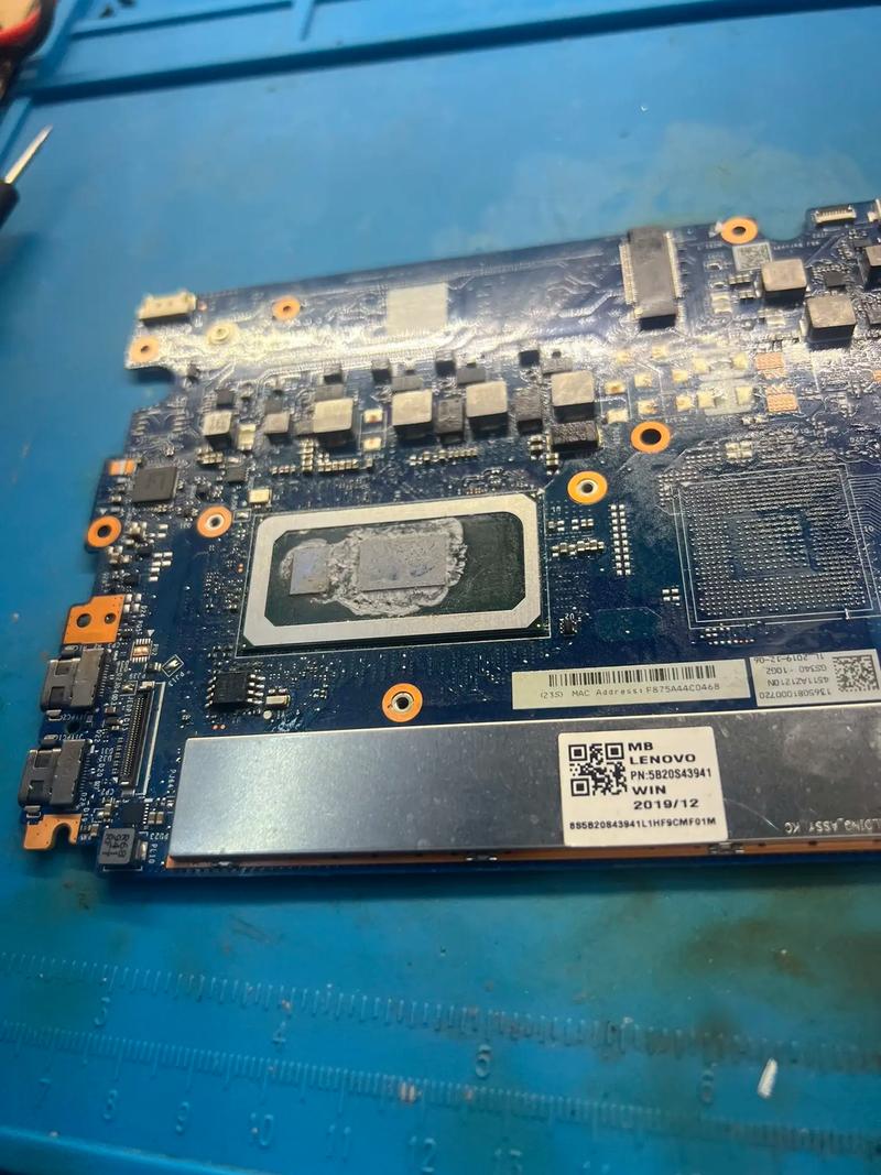 联想z475的CPU怎么换