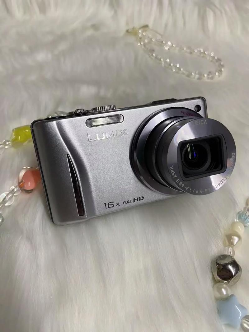 大光圈长焦便宜卡片相机推荐