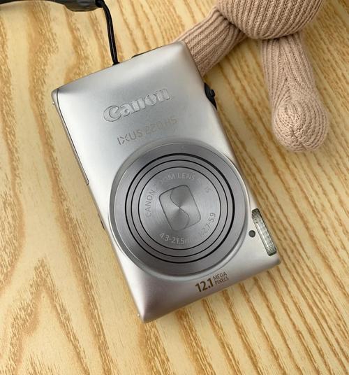 佳能IXUS220和佳能IXUS220HS有什么区别?哪位网友晓得?