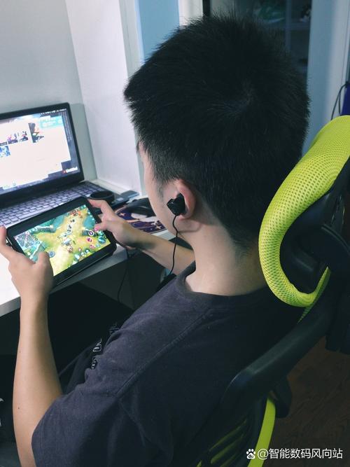 耳机选入耳式还是头戴式优缺点是什么