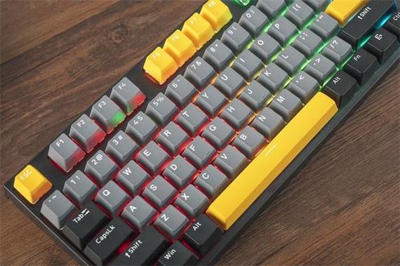 机械键盘茶轴和黑轴有什么区别