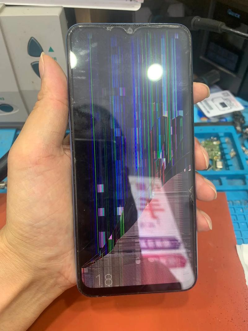 oppor5手机屏幕坏了维修大概多少