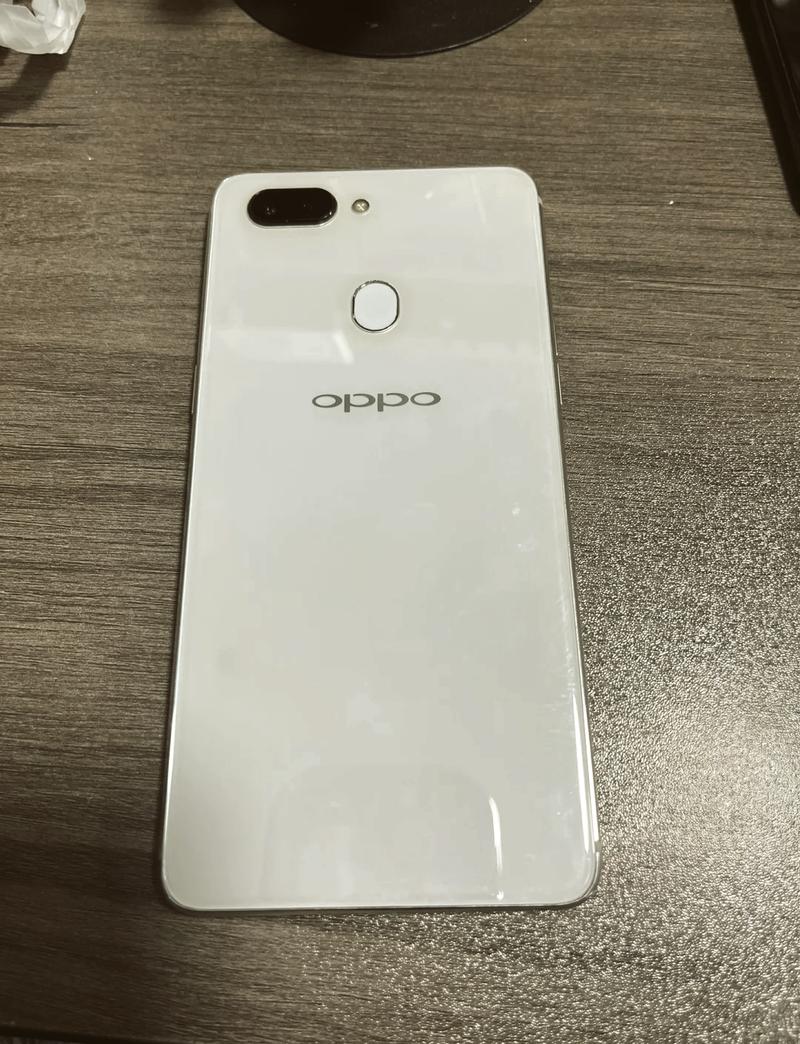 oppor5配置那么差,为什么那么贵?
