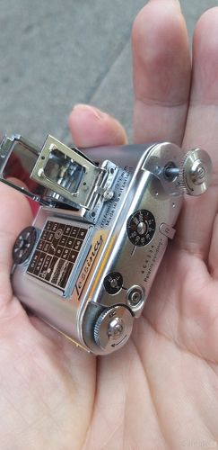 最轻最小的微单相机是哪款