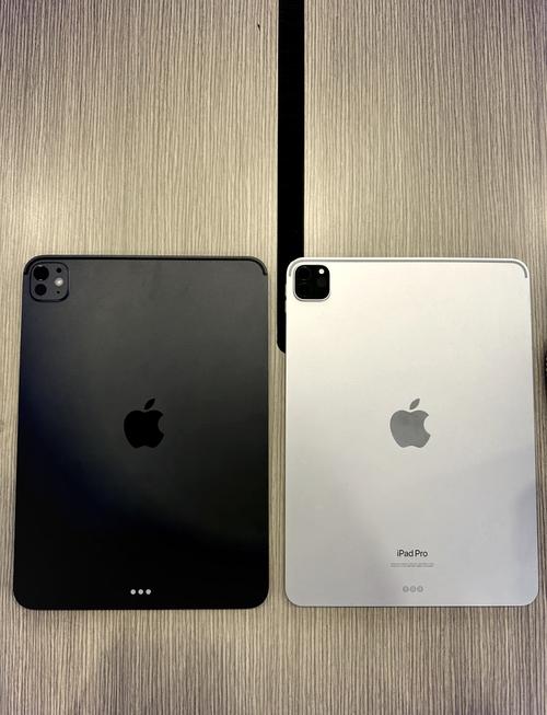 ipad3和ipad4外形区别