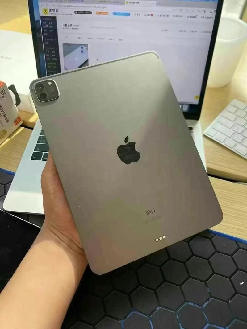 ipadpro11英寸第二代是哪年的