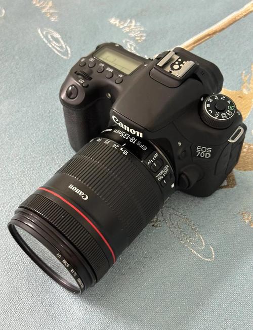 佳能70d最合适配什么镜头呢