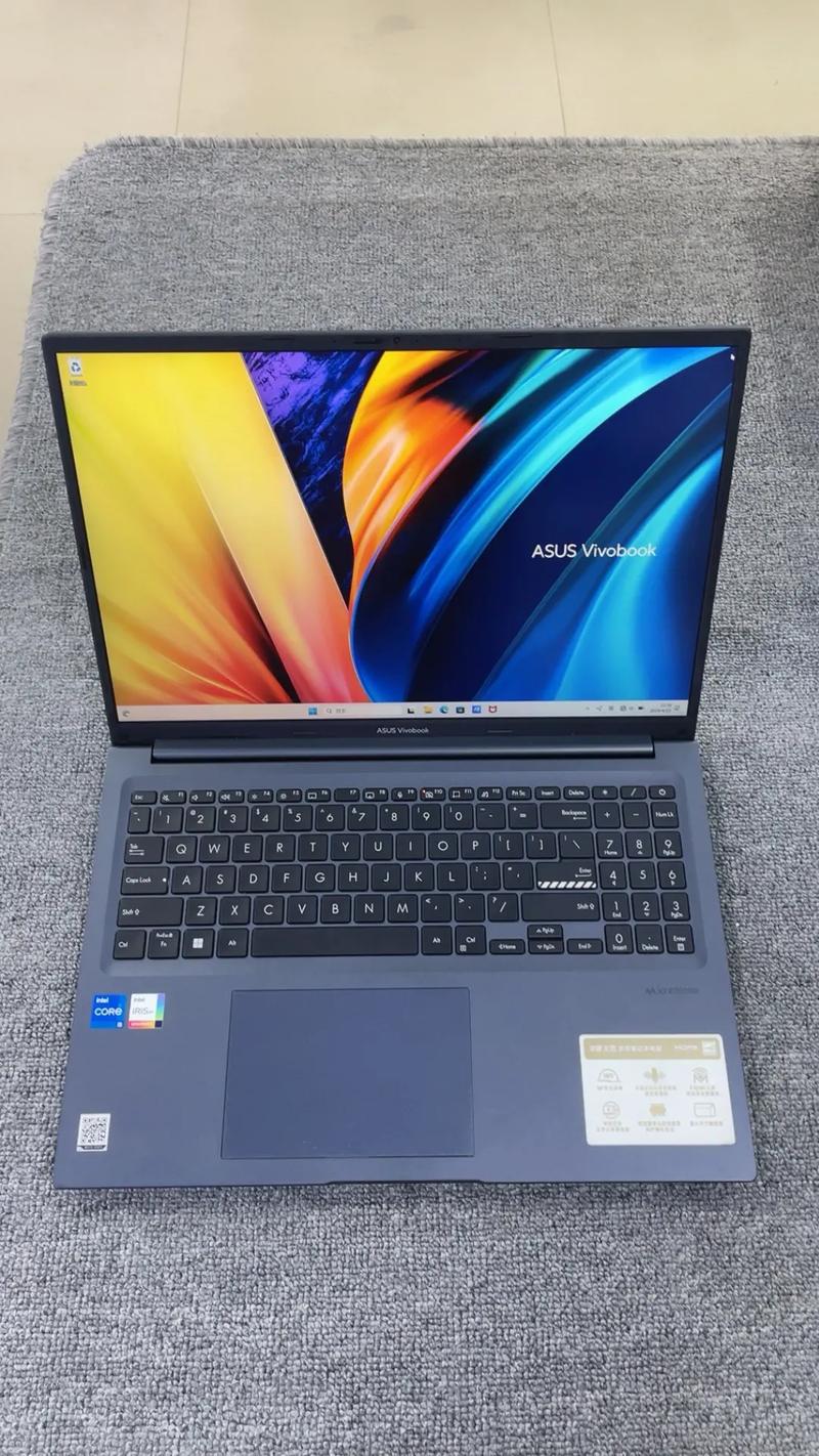 华硕笔记本X550IU屏幕是多大的?