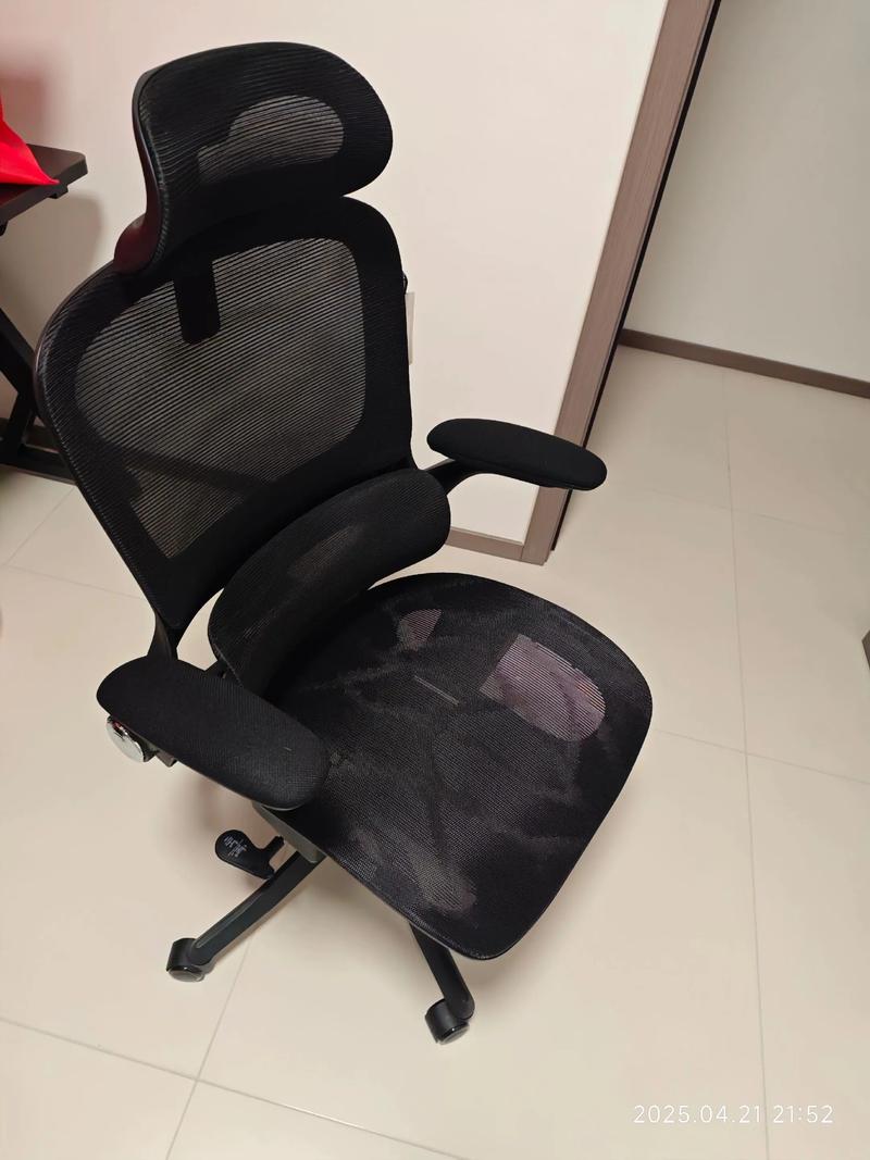 家用电脑椅买皮面的好还是网面的好?