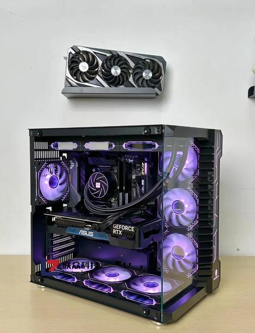 一套中高端水冷机箱起码得多少钱