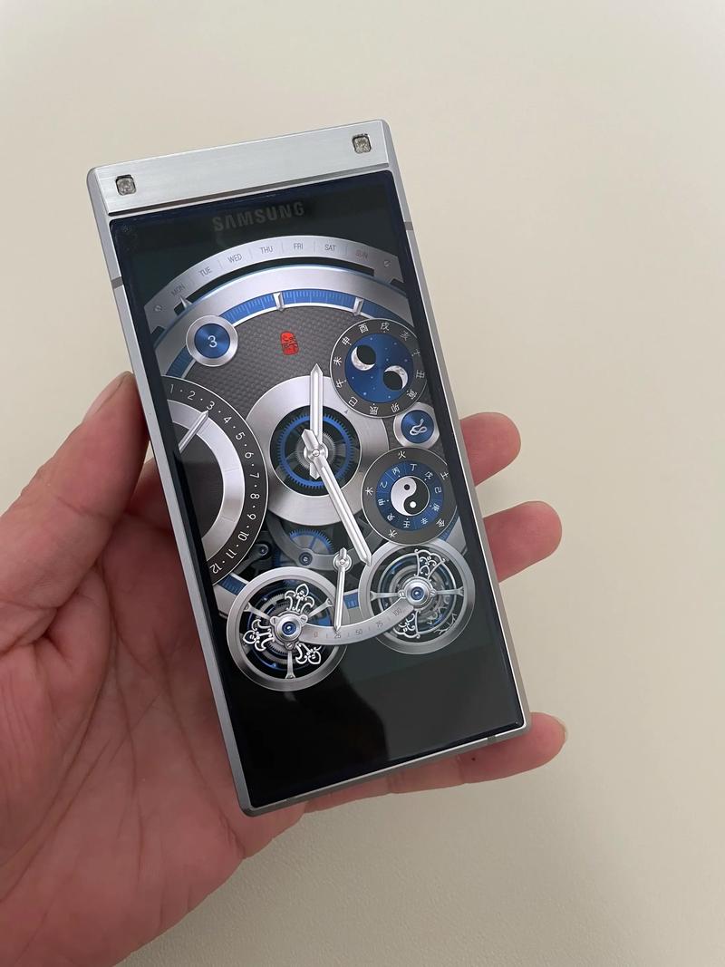 2022年还值得买三星w2019吗