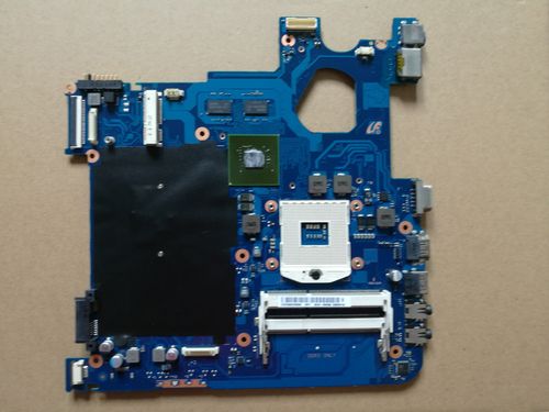 CPUe3300和e5300的区别?